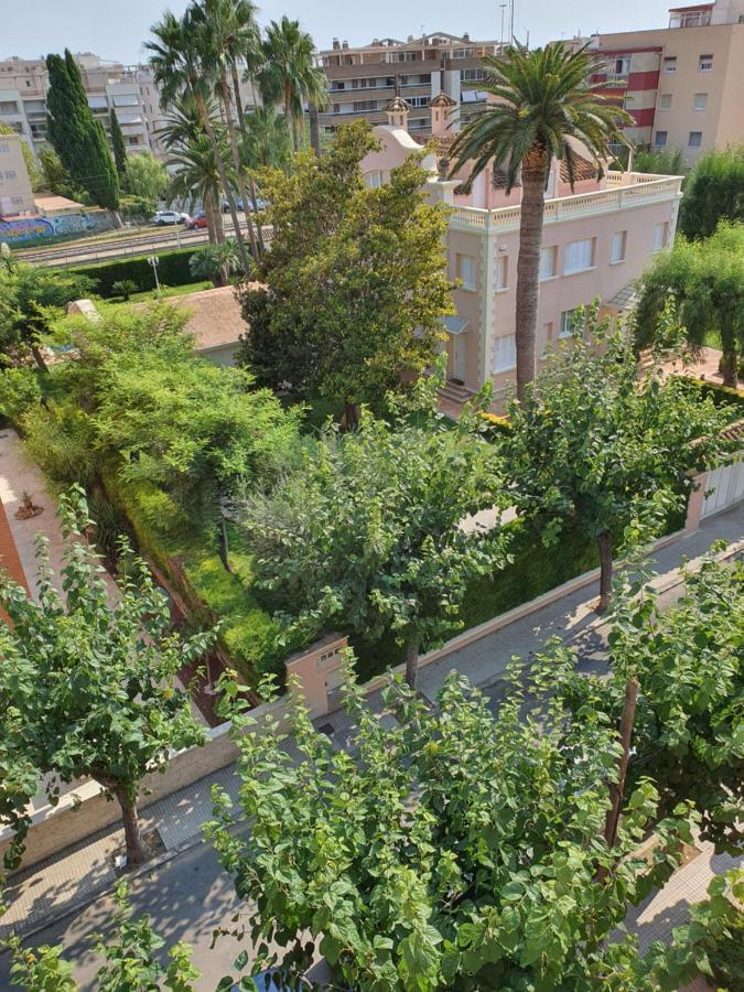 Acogedor Apartamento. 萨洛 外观 照片