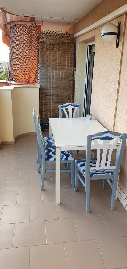 Acogedor Apartamento. 萨洛 外观 照片
