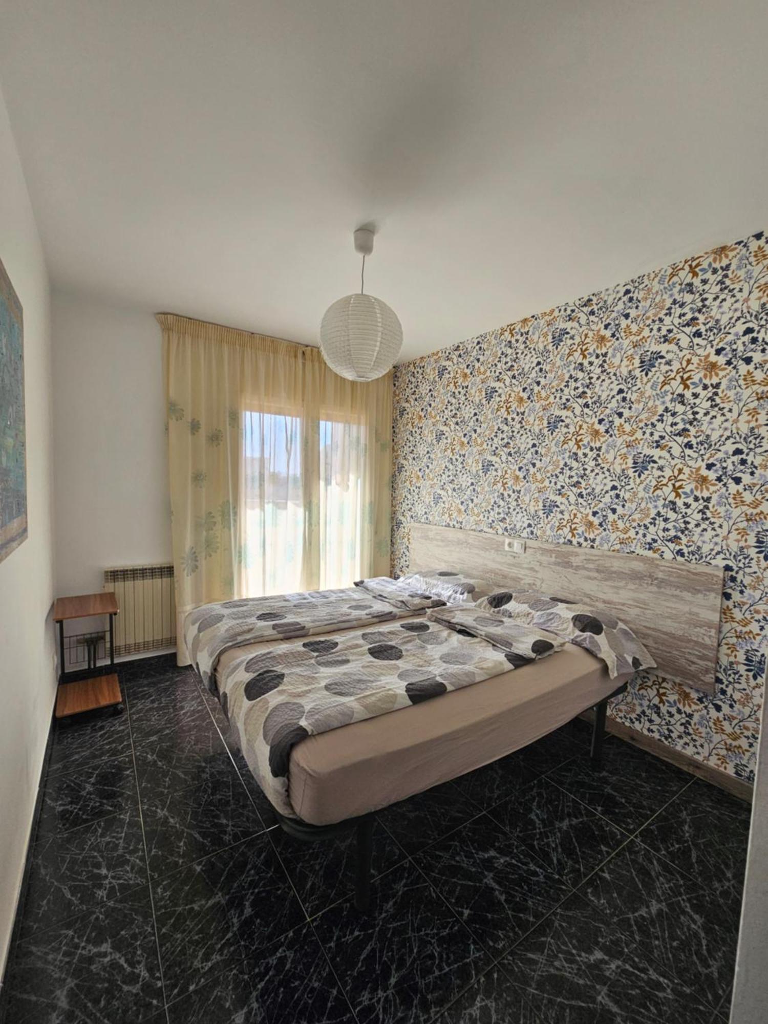Acogedor Apartamento. 萨洛 外观 照片
